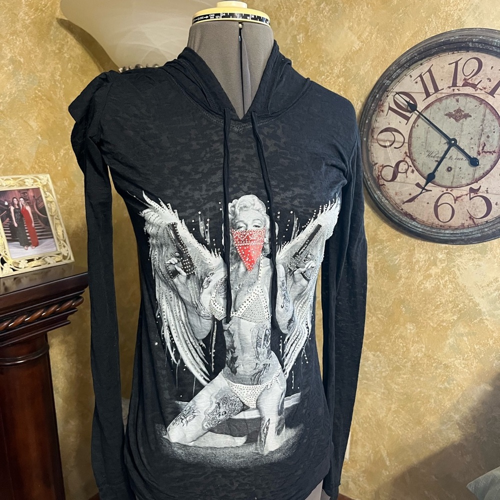 Black Graphic Hoodie Sweater